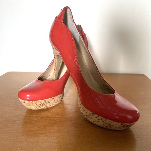 Guess Coral & Cork Heels - Picture 1 of 8